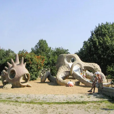 Goehrenz Bei Leipzig-markranstaedt, Cleaning Included